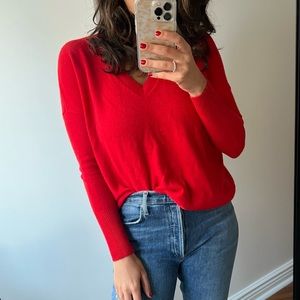 Flattering red cashmere V-neck sweater top with fitted arms - JCrew